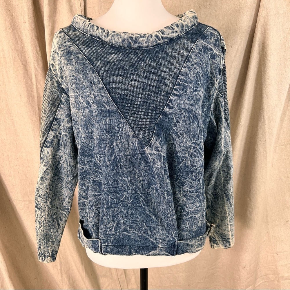 Vintage Chase Size Small 80's Light Wash Blue Denim Acid Wash Long Sleeve Shirt